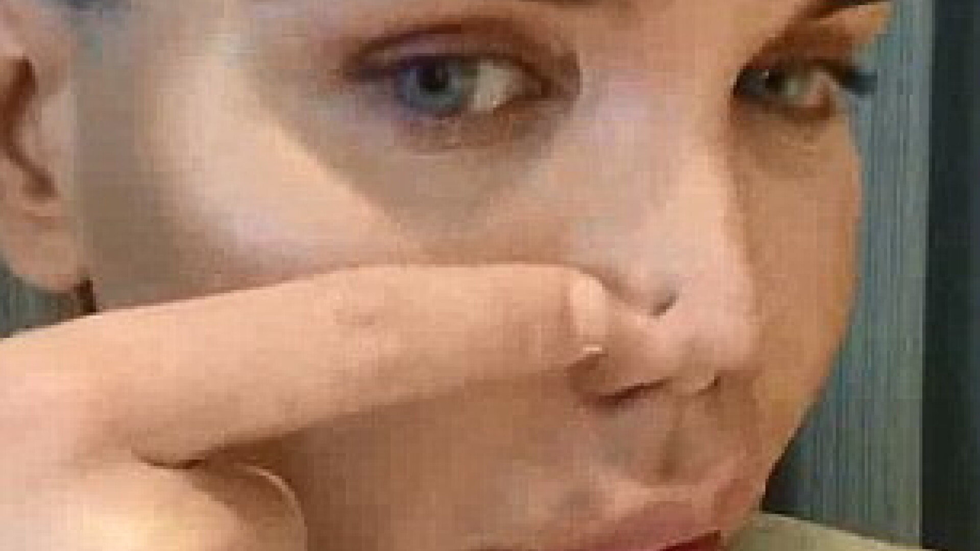 A cheltuit sute de mii de dolari in 10 ani pentru a deveni