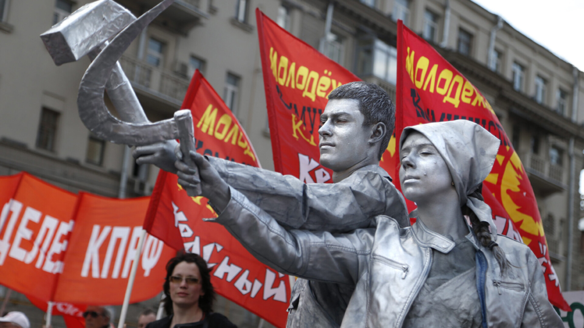 comunisti la parada de 1 Mai din Moscova, statui vivante
