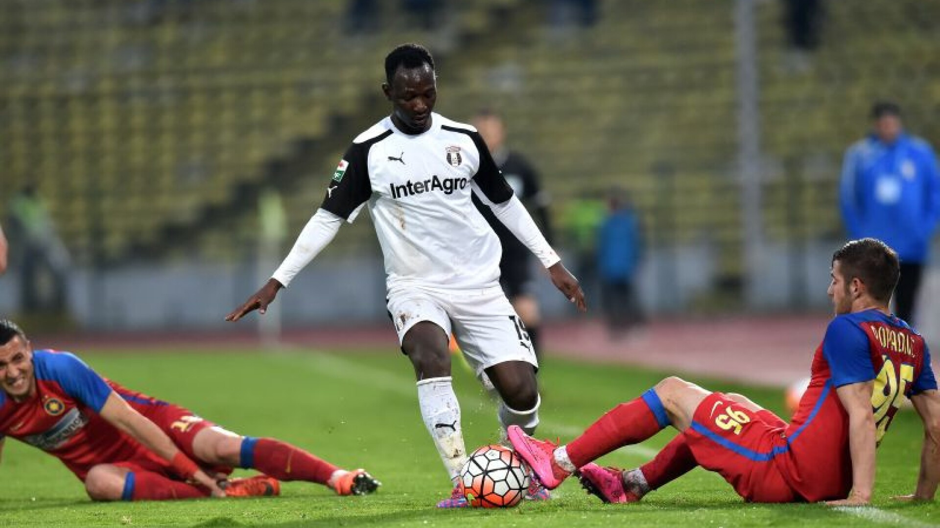 Astra a castigat primul titlu din istorie. Cum s-au bucurat giurgiuvenii dupa ce Steaua nu a putut sa o bata pe Pandurii