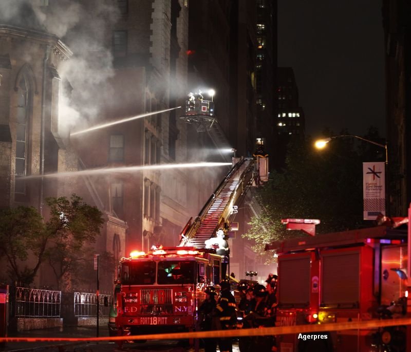 Incendiu biserica New York