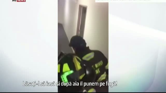 Pompierii din SUA, chemati sa goneasca un urs care a atacat frigiderul unei familii. L-au pus pe fuga cu tipete