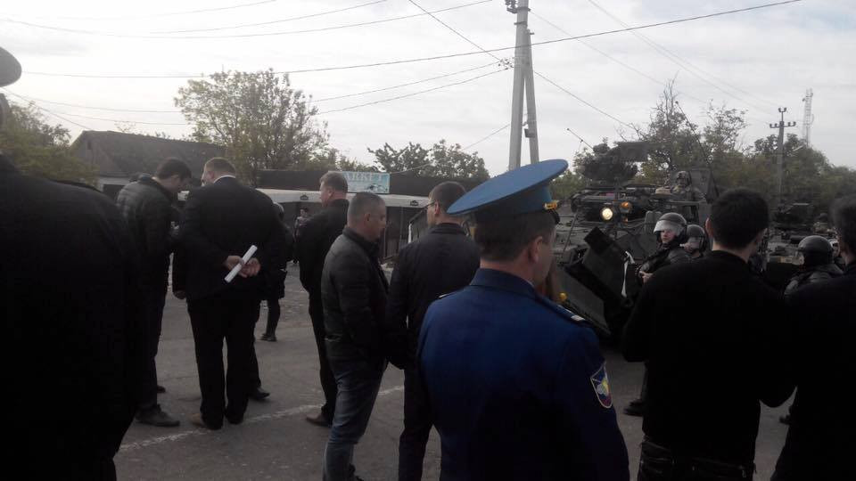 Pro-rusii au incercat sa-i opreasca pe soldatii americani sa treaca din Romania in Moldova. Cum s-a rezolvat incidentul