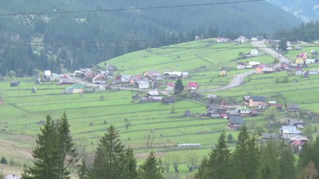 Suma cheltuita de romani la munte, in vacanta de Paste. 85% din locurile de cazare au fost ocupate