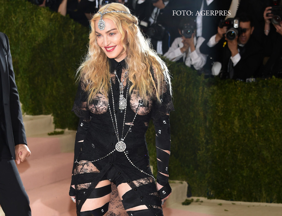 Met Gala 2016. Madonna a fost cea mai criticata vedeta, Taylor Swift - cea mai laudata