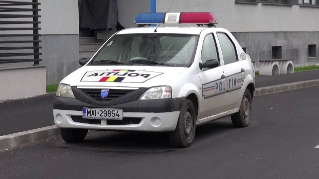 Barbat lovit dupa ce a incercat sa-si apere familia de talhari. Scenele petrecute in centrul Capitalei