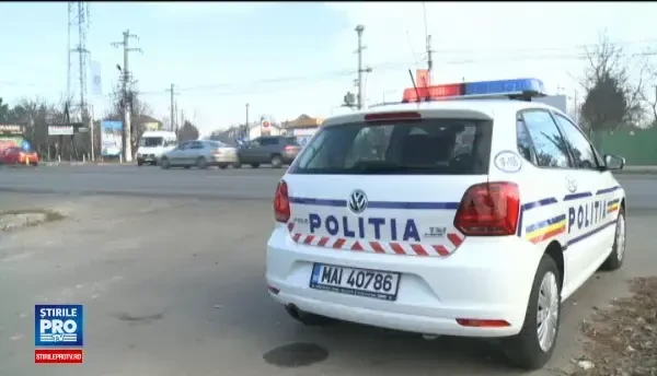 Urmarire cu focuri de arma pe strazile din Alexandria. De ce a fugit de politie soferul unui Porsche