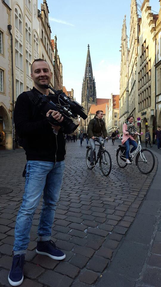 Stirile ProTV dau startul campaniei "Cautam primar, model european"."Romanii trebuie sa invete ca edilul e la dispozitia lor"