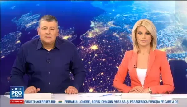 Momentul disperat in care o mama isi arunca pe geam copiii, intr-un apartament cuprins de flacari. Cine i-a salvat