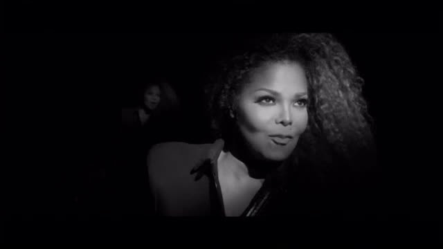 Janet Jackson se pregateste sa devina mama la 49 de ani. Cantareata si-a intrerupt turneul Unbreakable