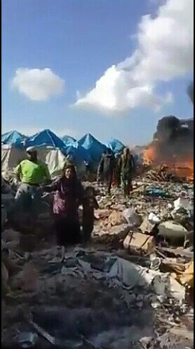 Cel putin 28 de morti, in bombardamente asupra unei tabere de refugiati din nordul Siriei. Casa Alba: Nu exista nicio scuza