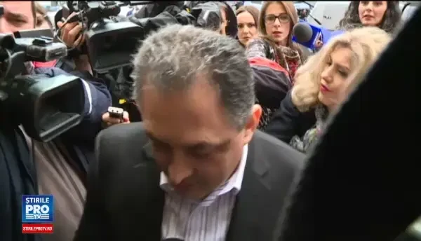 Marian Vanghelie, acuzat de abuz in serviciu. Primarul suspendat, la iesirea de la DNA: Nu ma sperie pe mine nimic