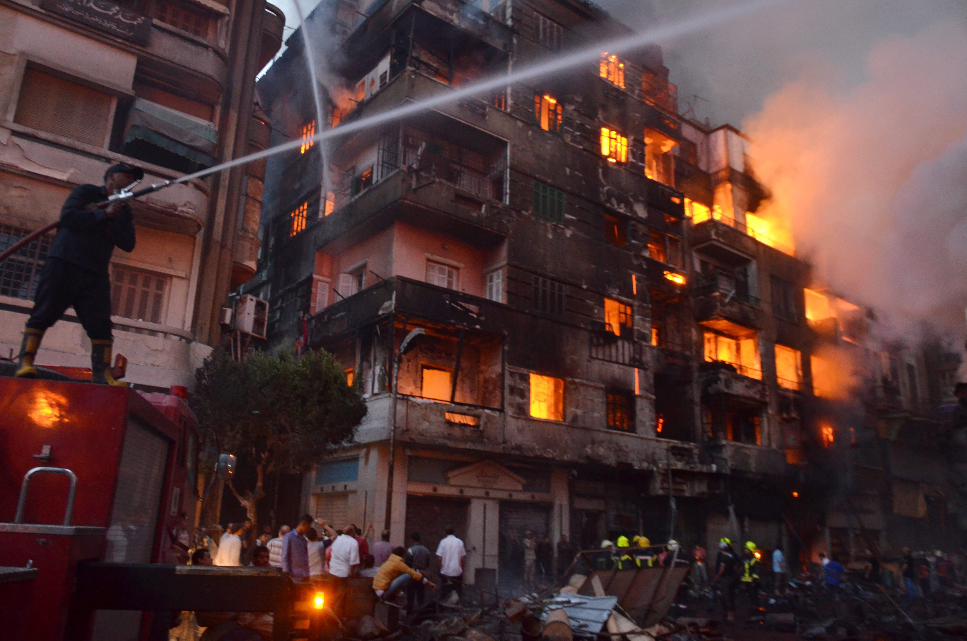incendiu cairo agerpres