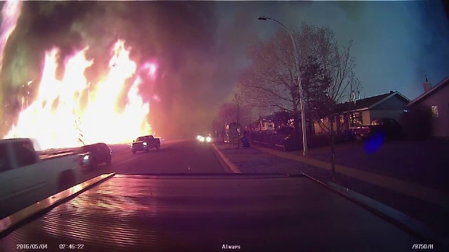 incendiu Canada