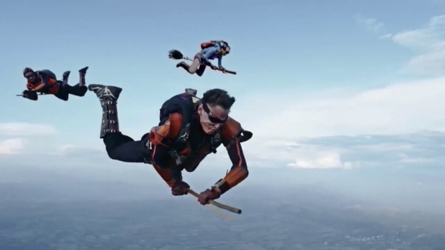 Demonstratie impresionanta a unui grup de parasutisti. Cum au reusit sa recreeze celebrul sport din filmele cu Harry Potter