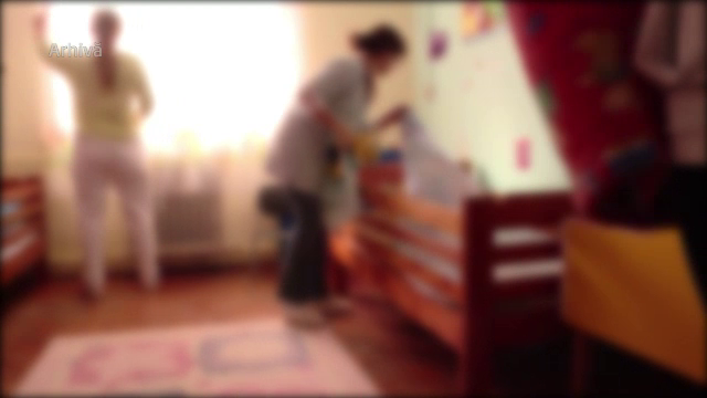 Trebuia sa aiba grija de copiii din centrele de plasament, insa barbatul s-ar fi filmat in timp ce-i abuza. Pedeapsa primita