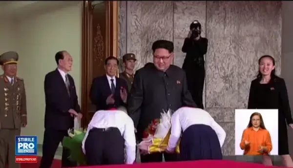 Defilare uriasa in Coreea de Nord, la finalul congresului Partidului Unic. Sute de mii de oameni au participat la ceremonie