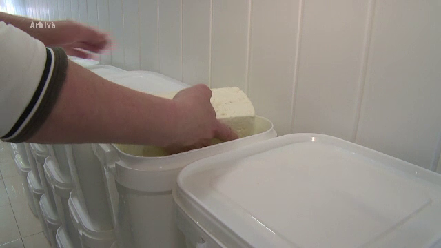 23 de persoane au ajuns la spital cu toxiinfectie, dupa ce au mancat branza. De unde fusese cumparat produsul lactat