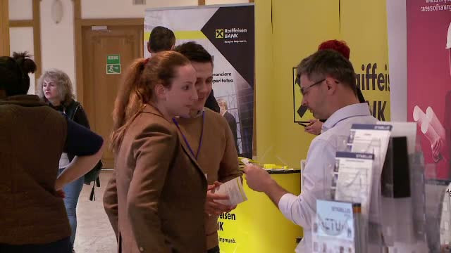 Proiecte de licenta originale, prezentate de studentii brasoveni in fata unor companii aflate in cautare de parteneri