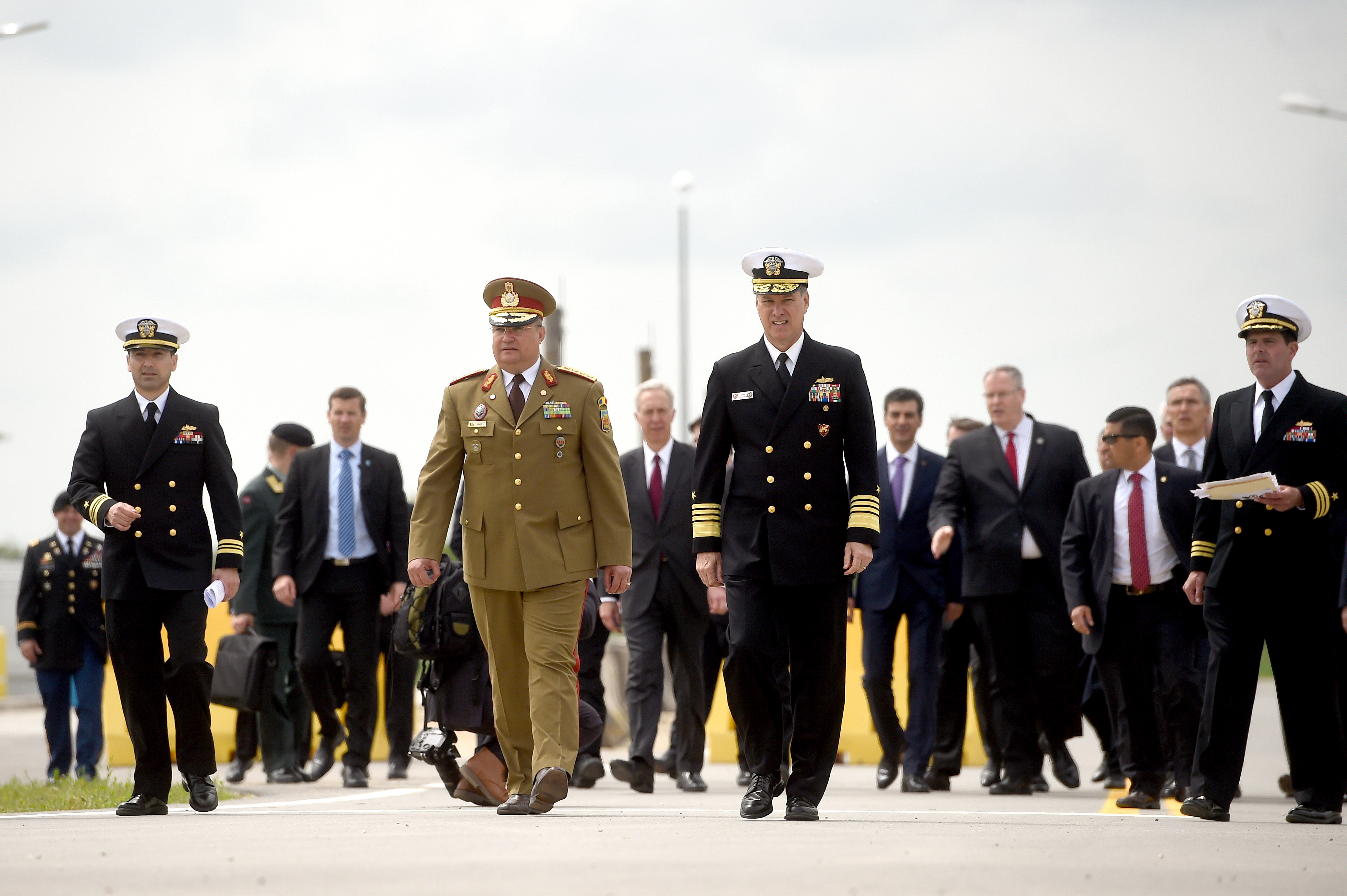 Oficialul american care a confundat Bucurestiul cu Budapesta la ceremonia de la Deveselu