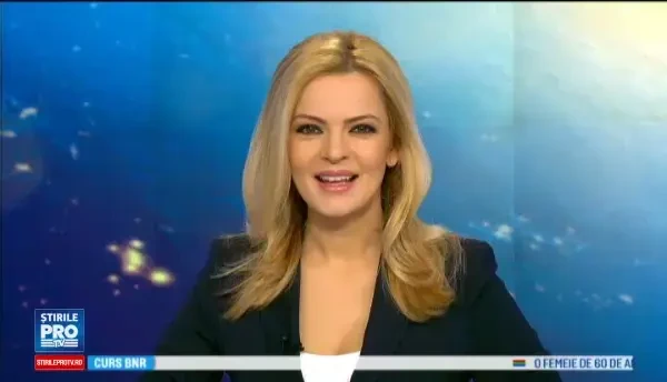 Cannes 2016. Blake Lively, una dintre cele mai spectaculoase aparitii pe covorul rosu al festivalului de film