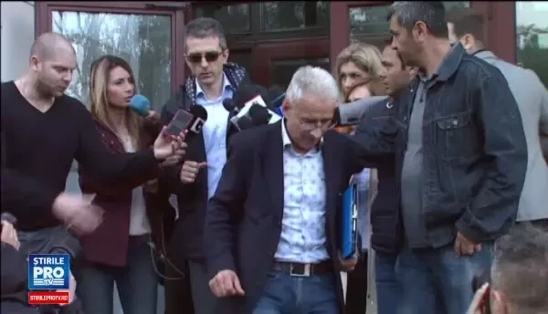 Un nou episod in scandalul Hexi Pharma. Cine stia de apa livrata cu eticheta de dezinfectanti in spitalele din toata Romania