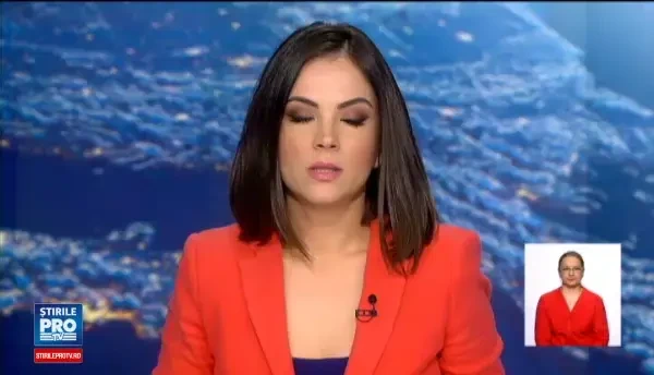 O femeie de 61 de ani a murit, dupa ce a intrat cu masina sub rotile unui TIR. Nu mi-am dat seama daca a adormit la volan