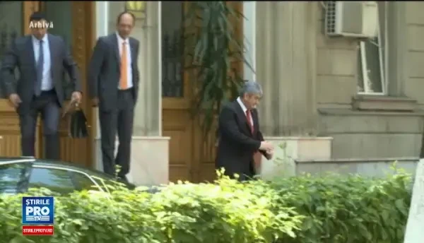 Placerile nevinovate ale lui Oprea si risipa de bani de la DIPI. Motivul aberant pentru care erau cumparate iPhone-uri