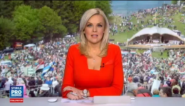 100.000 de oameni au venit sa sarbatoreasca Rusaliile catolice, la Sumuleu Ciuc. Presedintele Ungariei a fost si el prezent