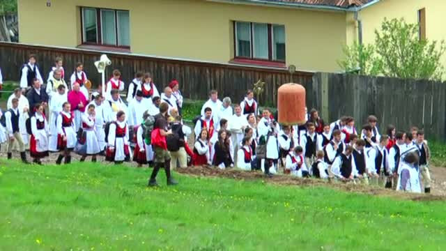 Sarbatoare mare pentru credinciosii catolici: Rusaliile. In Harghita are loc cel mai mare pelerinaj din Europa de Est