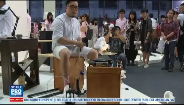 Tomberonul cu robinet, drona de salvare sau bratara speciala pentru sofer, expuse la cel mai mare targ de inventii din Taiwan