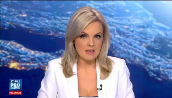 Accident grav in Pasajul Unirii, din Capitala. Un barbat a murit dupa ce masina lui s-a izbit intr-un stalp