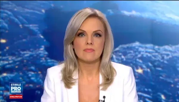 Un pilot a murit dupa ce avionul de mici dimensiuni s-a prabusit la un show aviatic. Spectatorii, martori la tragedie