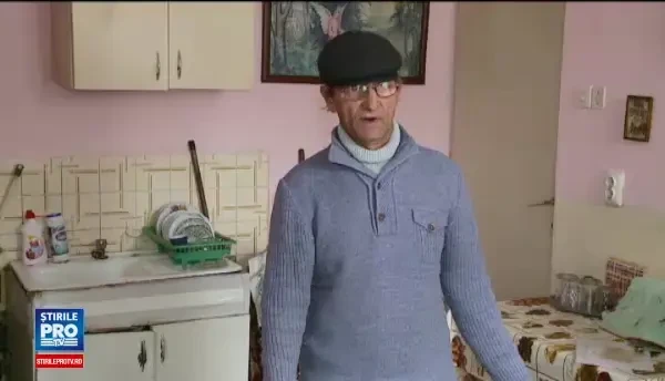 Drama sotilor care traiesc in centrul Clujului ca-n Evul Mediu. Pot ajunge in strada pentru o datorie de 8.400 de lei