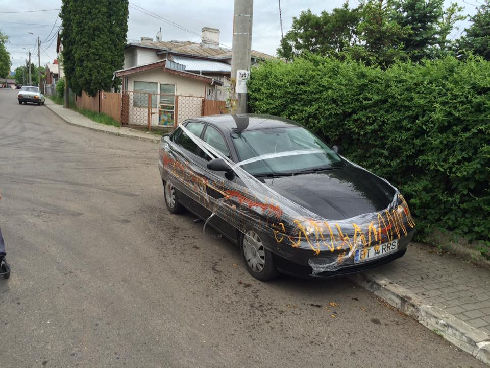 Surpriza neplacuta avuta de un sofer care a ocupat alt loc de parcare. Cum si-a gasit masina dupa cateva ore. FOTO