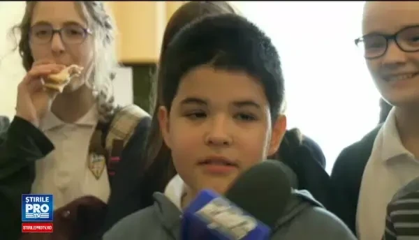 150 de elevi le-au cerut parlamentarilor sa declare 1 iunie zi libera. Familia e cel mai important lucru de pe pamant