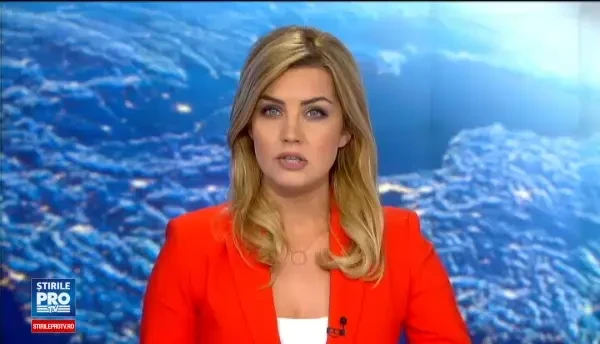 Un barbat a vrut sa isi dea foc in fata Guvernului, insa a fost imobilizat de jandarmi. Isi arsese putin pantalonii