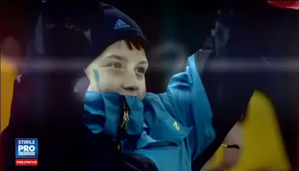 Romanii platesc vacante in rate pentru a fi alaturi de nationala la UEFA Euro 2016. Cat costa cel mai ieftin pachet