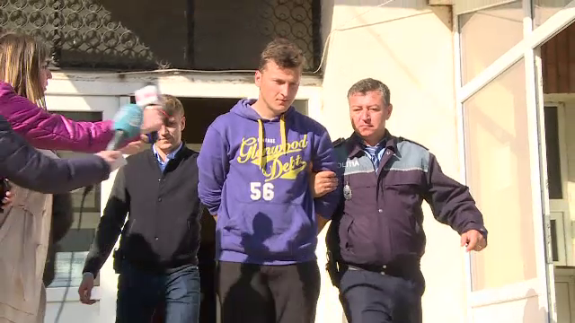 Furios ca iubita vrea sa-l paraseasca, un tanar din Ilfov a recurs la metode extreme. Cum a santajat-o pe tanara