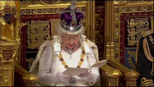 Discursul in Parlament al Reginei Elisabeta a II-a: de la lupta impotriva extremismului pana la avioane spatiale