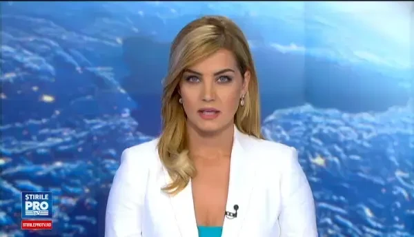 Incendiu intr-o cladire de birouri din Bucuresti, in apropiere de Podul Basarab. Zeci de persoane au fost evacuate