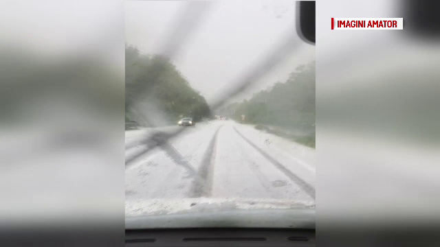 Peisaj de iarna in luna mai, in Suceava: localitati, acoperite cu gheata dupa o furtuna violenta cu grindina