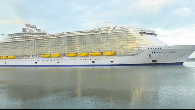 Reportaj BBC de pe cel mai mare vas de croaziera din lume. Cum arata in interior ambarcatiunea de un miliard de dolari