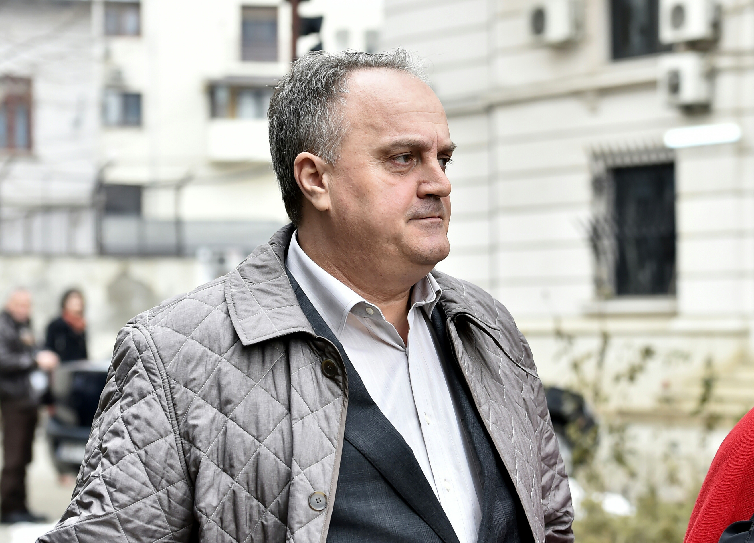 Fostul ministru Gabriel Sandu a fost pus sub acuzare in dosarul in care este suspectat ca a primit ilegal 2,1 milioane euro