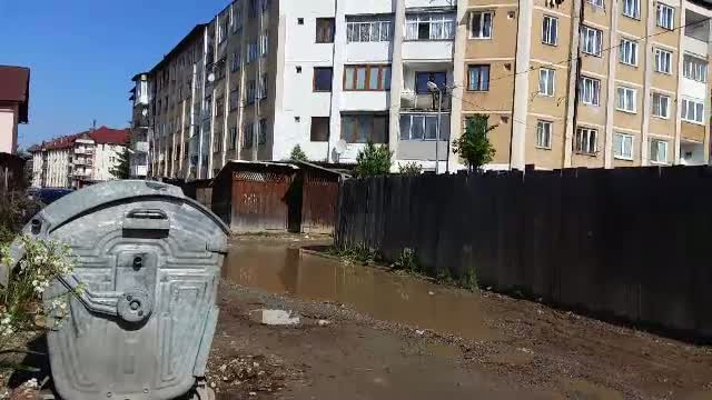 Fetita nou-nascuta, gasita moarta intr-un tomberon din Maramures. Autoritatile o cauta pe mama bebelusului