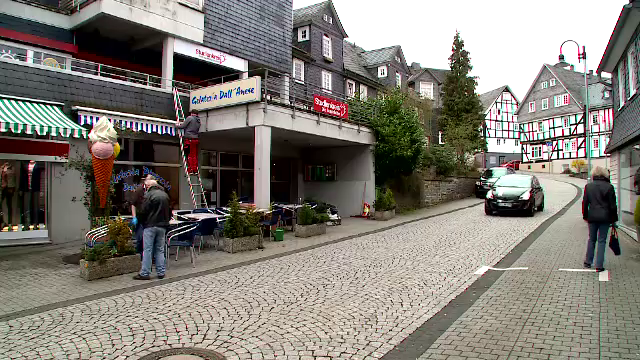 Primarita care la 37 de ani conduce al saselea cel mai frumos sat din lume. Japonezii au decis sa construiasca unul identic