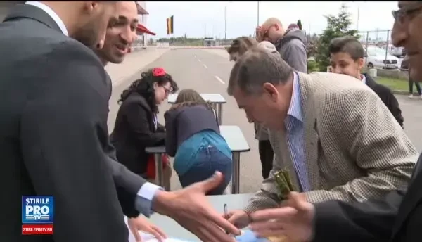 Masuri de securitate ca la aeroport la festivitatea de absolvire a medicinistilor din Arad: Sunt multi studenti arabi