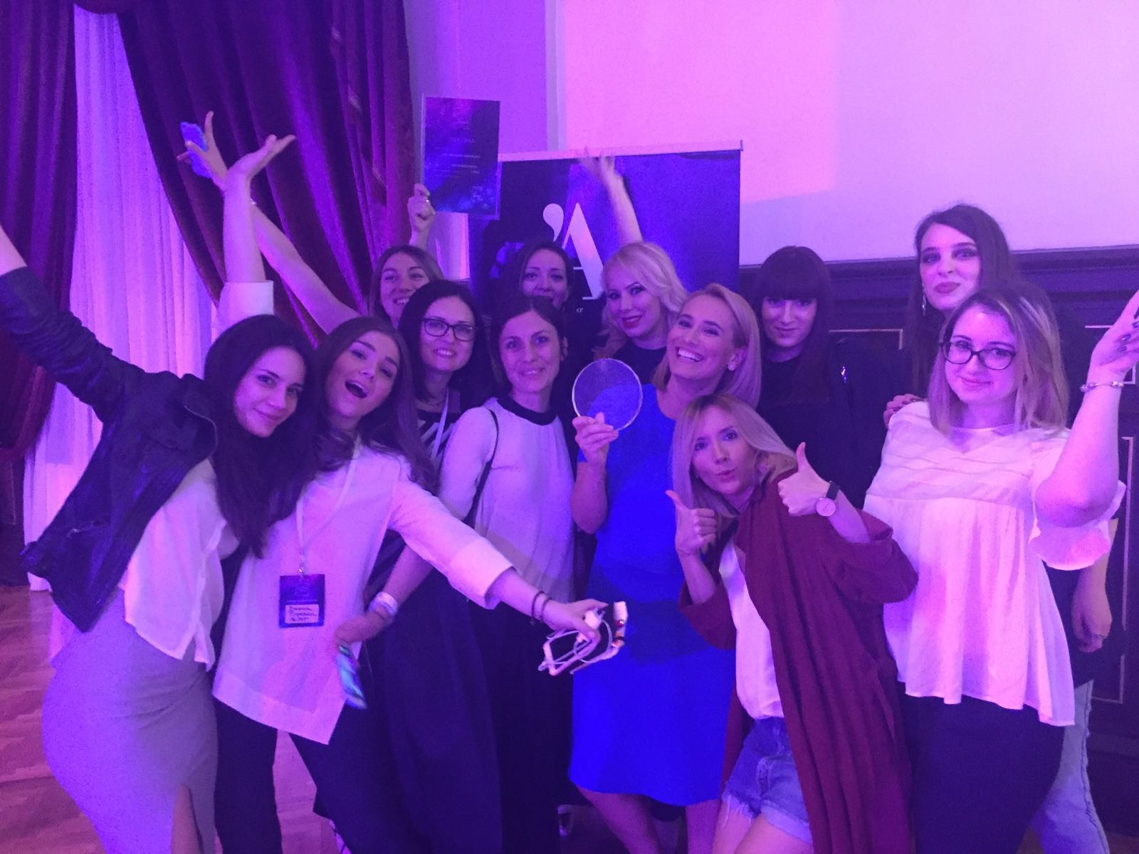 Premiul obtinut de site-ul AListMagazine al Andreei Esca la gala Digital Divas 2016