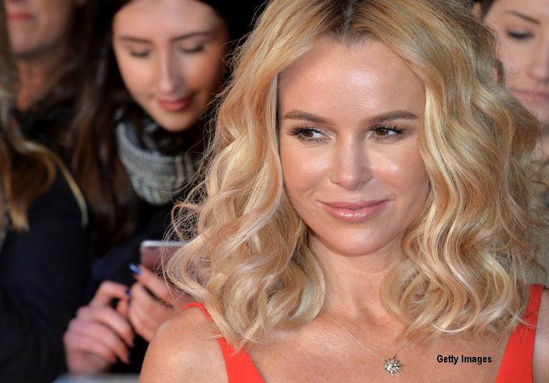 Numarul de magie care a lasat-o pe aceasta jurata de la Britain's Got Talent fara sutien. Reactia ei este geniala. VIDEO