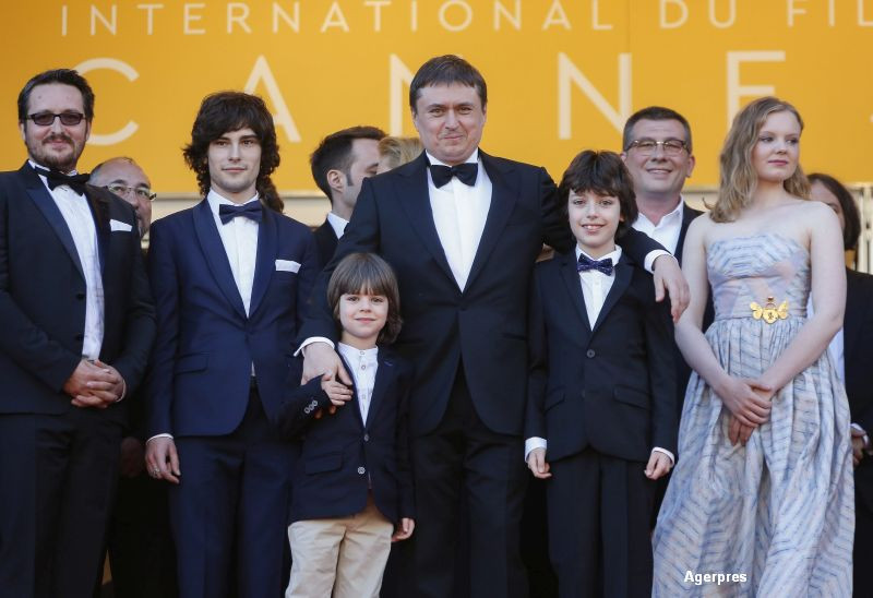 CANNES 2016. Filmul "Bacalaureat" al lui Cristian Mungiu, premiat pentru regie. Cu cine va imparti distinctia
