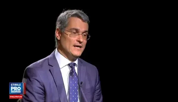 Doua filme romanesti se lupta astazi pentru Palme d'Or. The Guardian prezice ca "Bacalaureat" va castiga marele premiu